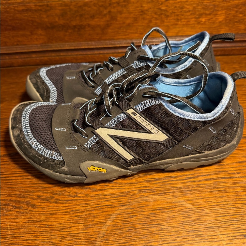 New Balance Minimus WT10BB. Women’s size 9.